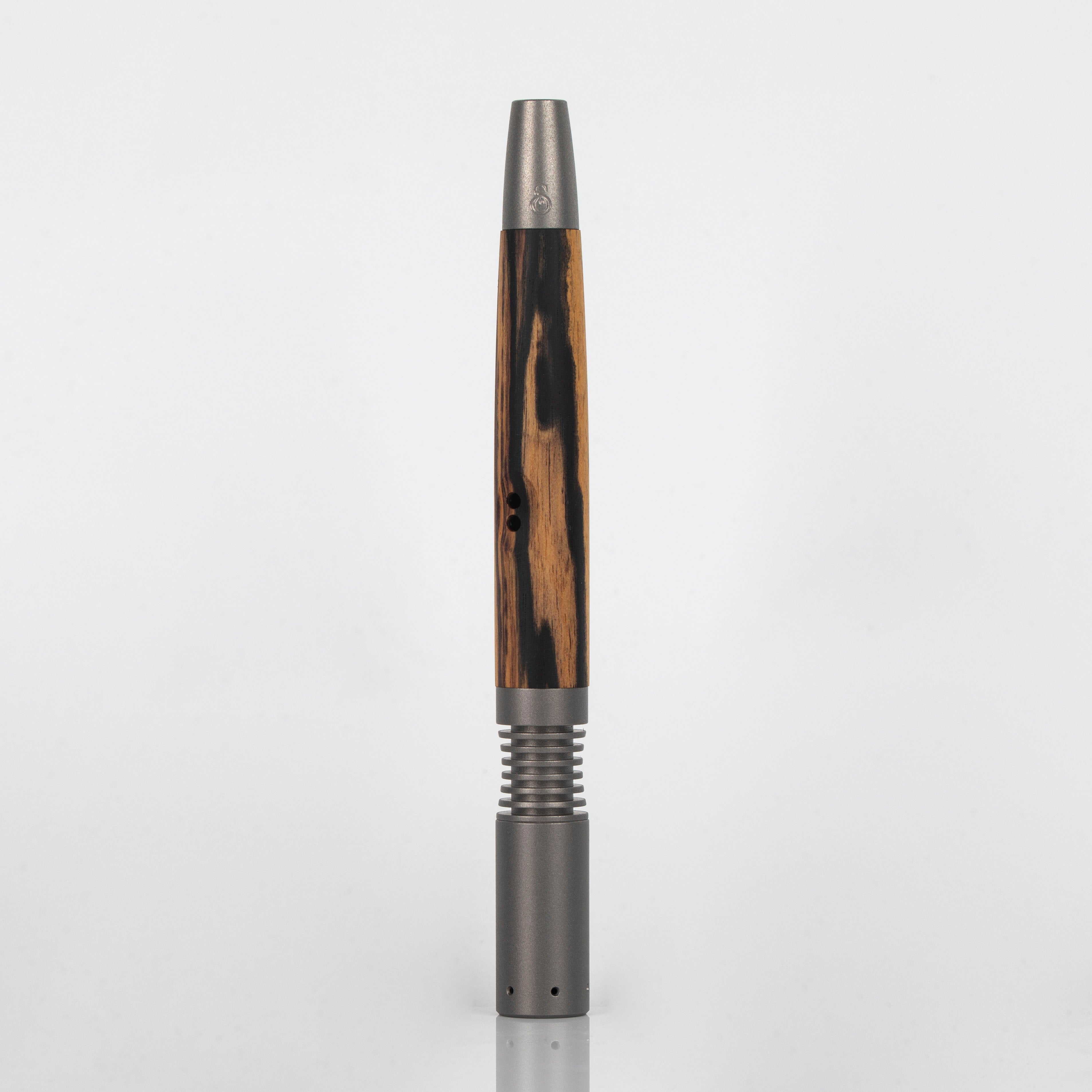Classic Heritage Vortex: Black & White Ebony