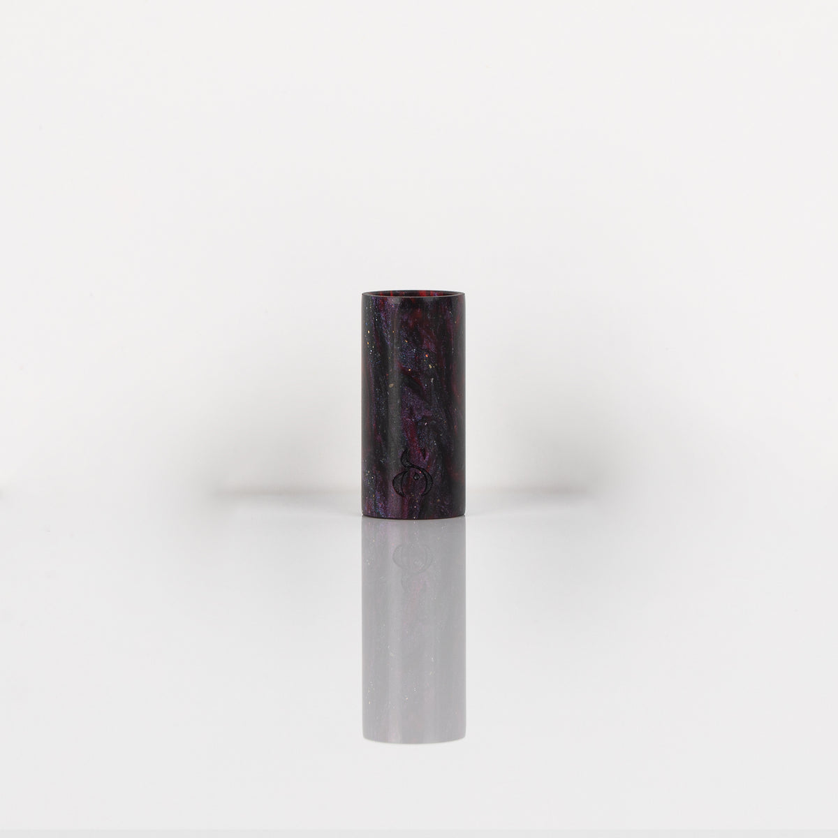 Ruby and onyx pearl acrylic sleeve